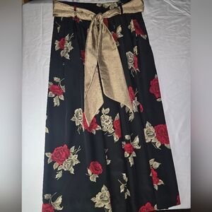 Vintage Elegant Rena Rowan Black and Red Floral Skirt Size 8 With Pockets Work